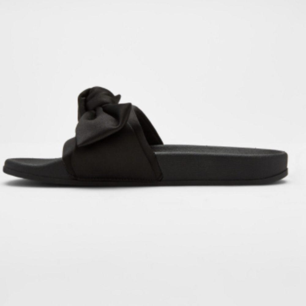 SALE "1 for $14 OR 2 for $25"  black slides-sz 8 - Picture 4 of 4